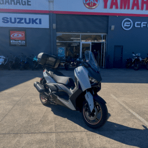 YAMAHA XMAX 300 V2 - USED