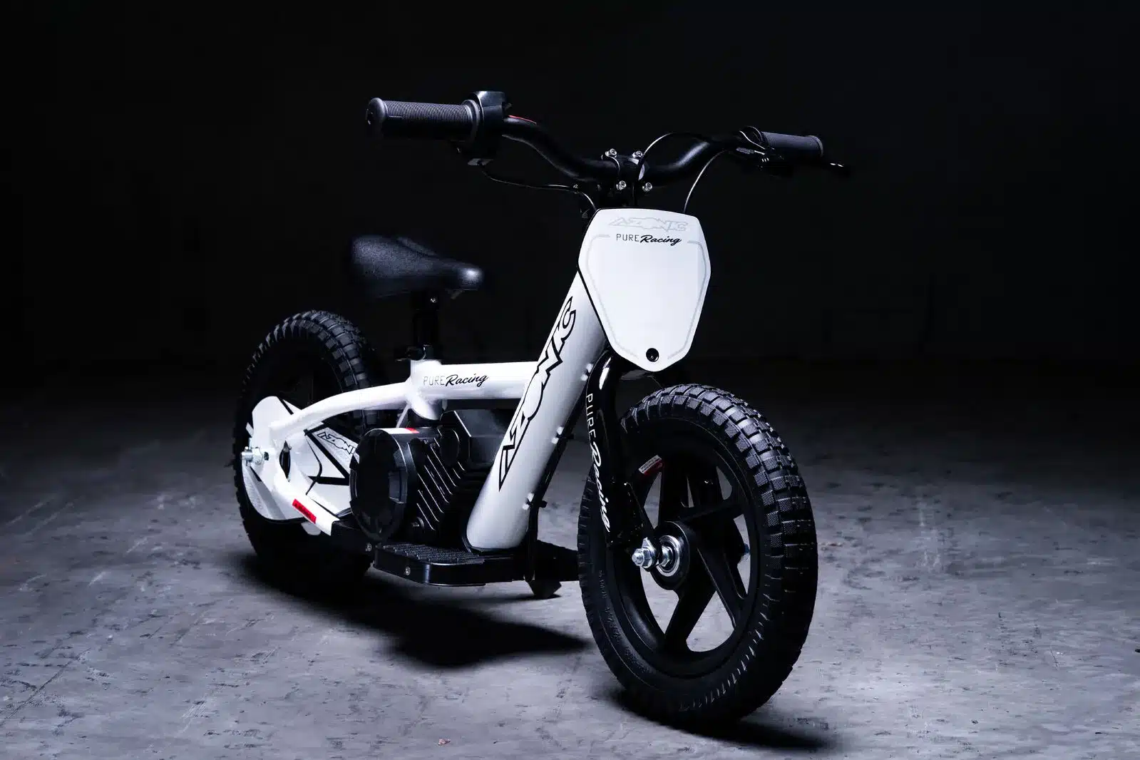 AZONIC PURE 12 24V ELECTRIC BALANCE BIKE | 24V 150W 4 AZONIC PURE 12 24V ELECTRIC BALANCE BIKE | 24V 150W - Image 4