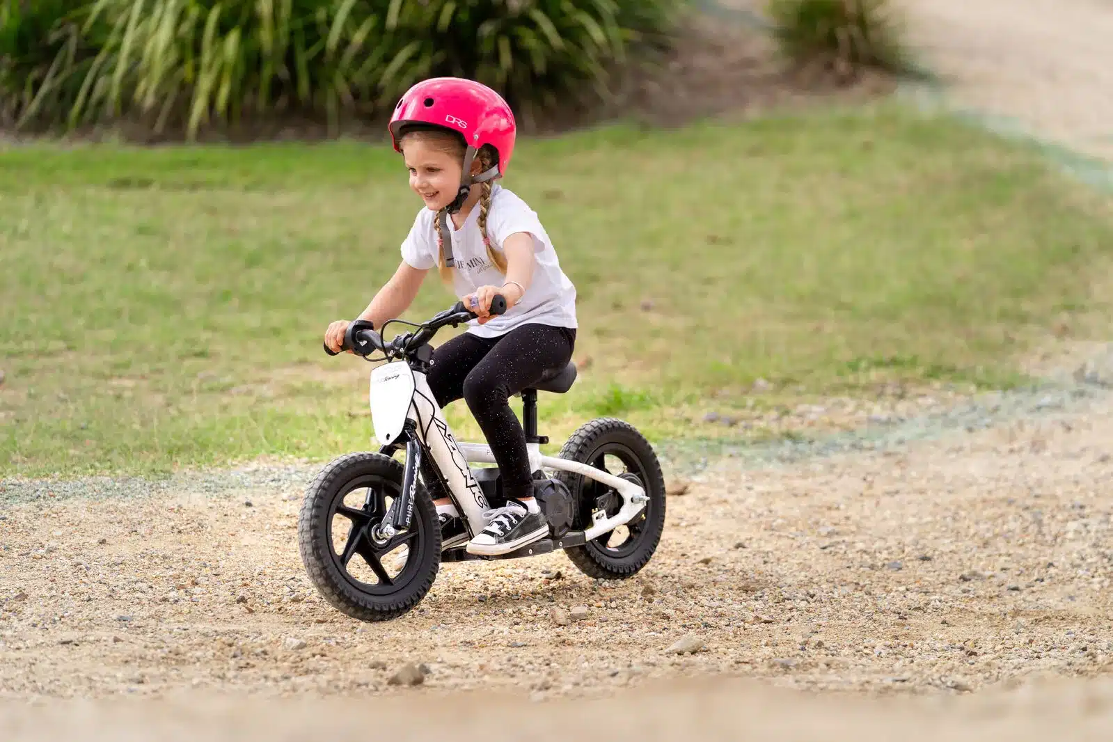 AZONIC PURE 12 24V ELECTRIC BALANCE BIKE | 24V 150W 8 AZONIC PURE 12 24V ELECTRIC BALANCE BIKE | 24V 150W - Image 8